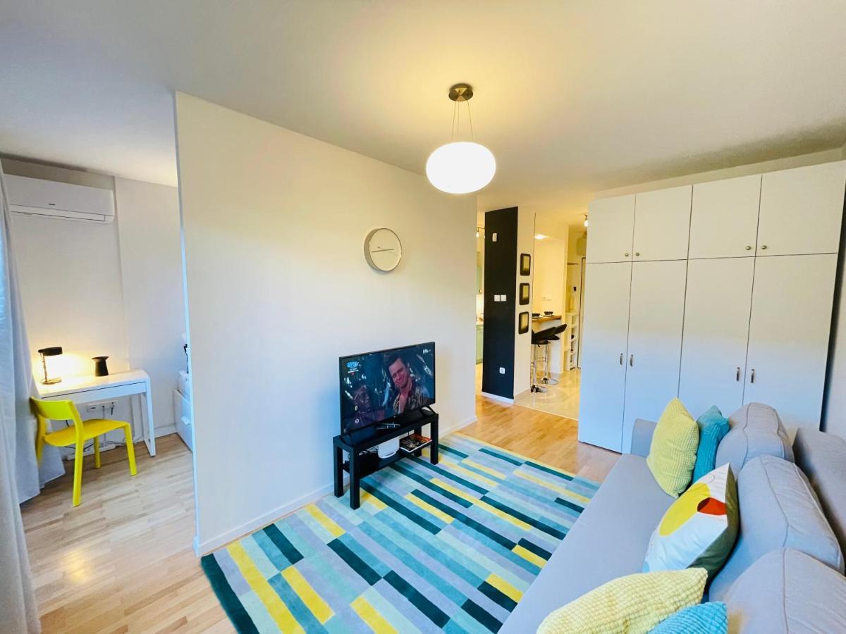 Peony Hollo Apartment - Free Garage Under The House Budapeszt Zewnętrze zdjęcie